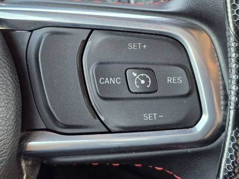 Used 2022 Jeep Gladiator Rubicon w/ Trailer Tow Package AWD/4WD image 14