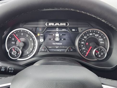 New 2026 RAM 1500 Big Horn AWD/4WD image 15