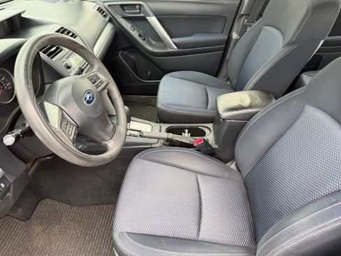 Used 2015 Subaru Forester 2.5i w/ Alloy Wheel Package image 5