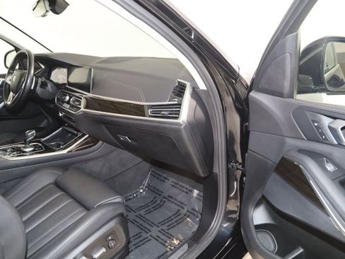 Used 2021 BMW X7 xDrive40i w/ Cold Weather Package AWD/4WD image 46