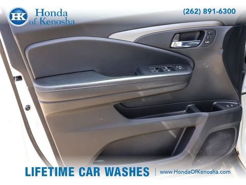 Used 2022 Honda Pilot Special Edition image 24