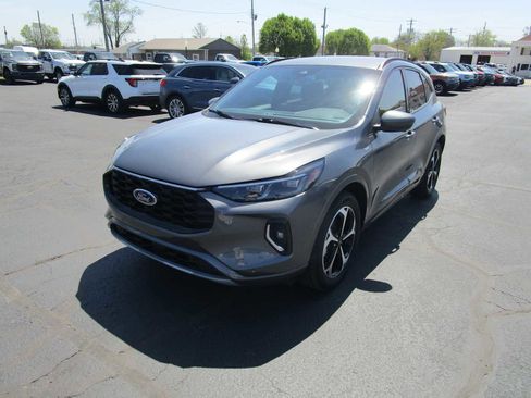 Used 2023 Ford Escape ST-Line Elite image 1