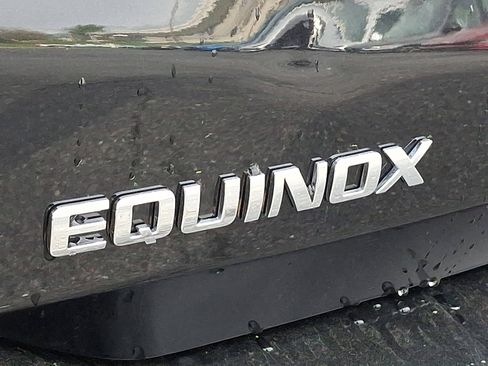 Used 2024 Chevrolet Equinox LT image 30