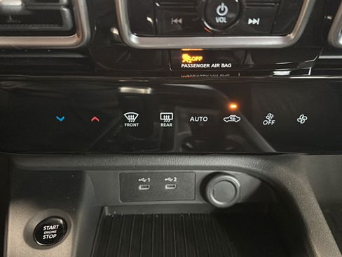 Used 2026 Nissan Sentra SV w/ Floor Mat Package FWD image 17