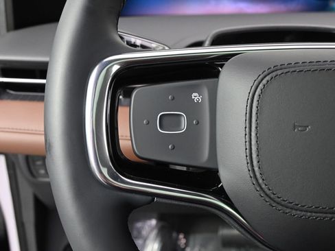 New 2026 Lincoln Nautilus Reserve AWD/4WD image 32