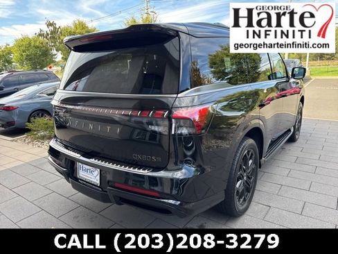 New 2026 INFINITI QX80 4WD w/ Sport Exterior Package image 7