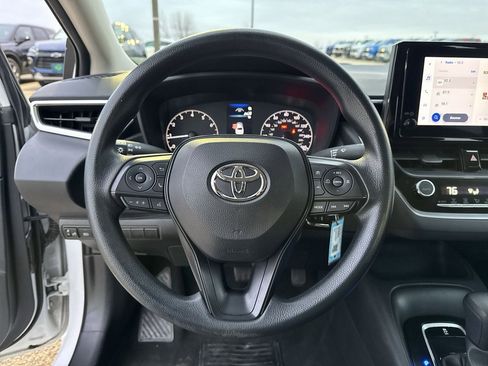 Used 2024 Toyota Corolla LE image 10