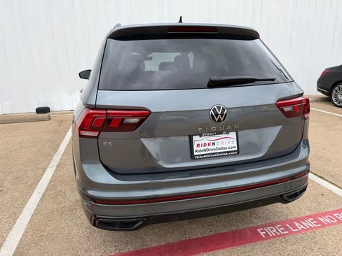 Used 2022 Volkswagen Tiguan SE R-Line image 5