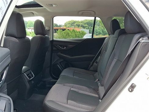 Certified 2025 Subaru Outback Premium image 8