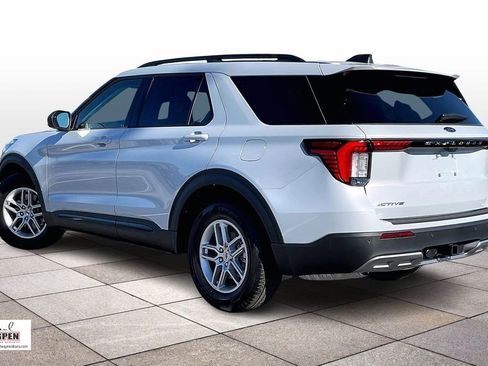 New 2026 Ford Explorer Active w/ Active Comfort Package RWD image 3