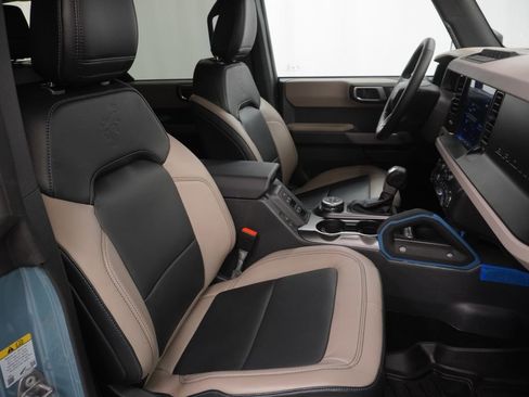 Used 2022 Ford Bronco Wildtrak AWD/4WD image 48