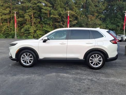 Used 2025 Honda CR-V EX image 3