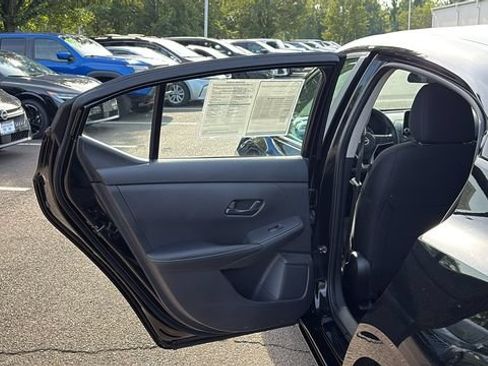 Certified 2024 Nissan Sentra SV FWD image 20