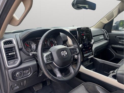 Used 2020 RAM 1500 Laramie AWD/4WD image 6