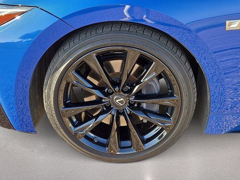 Used 2022 Lexus IS 350 F Sport RWD image 11