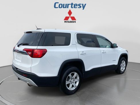 Used 2017 GMC Acadia SLE FWD image 6