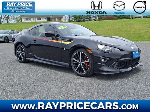 Used 2019 Toyota 86 TRD SE RWD image 1