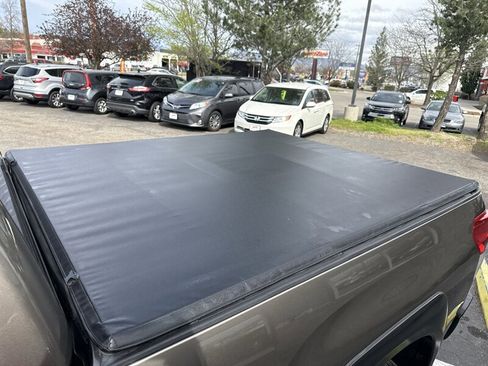 Used 2012 Toyota Tundra 4x4 Double Cab w/ Tow Pkg image 22