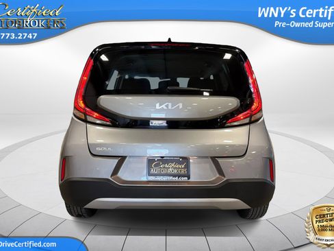 Used 2025 Kia Soul LX w/ LX Technology Package image 7