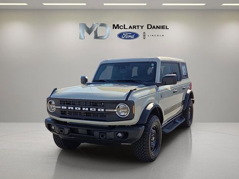 New 2026 Ford Bronco Big Bend w/ Black Diamond Package AWD/4WD image 2