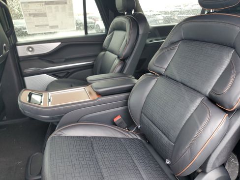 New 2026 Lincoln Navigator L Black Label image 30