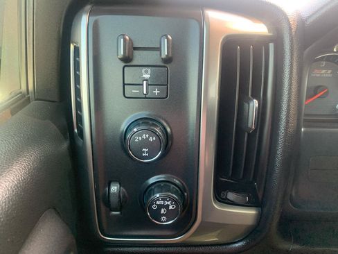 Used 2017 Chevrolet Silverado 2500 LT w/ All Star Edition AWD/4WD image 29
