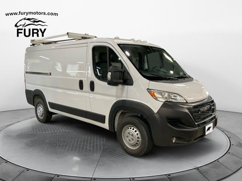 Used 2025 RAM ProMaster 2500 w/ Safety Group FWD image 1