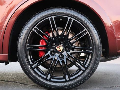 Used 2013 Porsche Cayenne GTS image 55