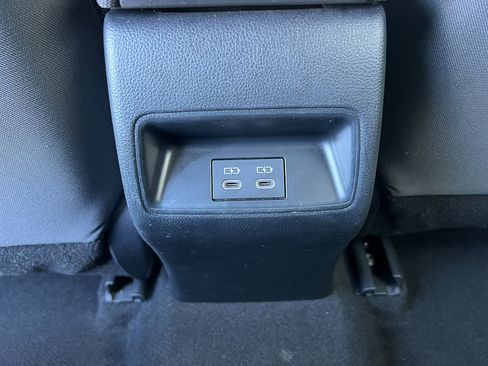 Used 2024 Toyota Corolla LE image 21