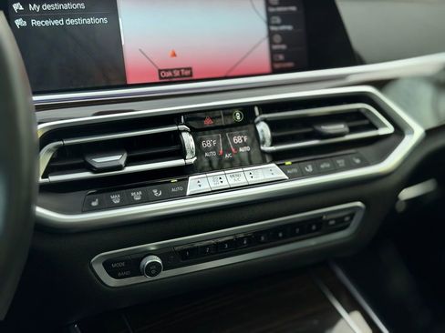 Used 2021 BMW X5 xDrive40i w/ Premium Package image 20