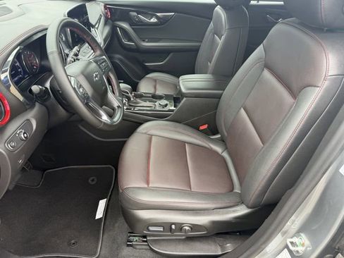 Used 2025 Chevrolet Blazer RS image 24
