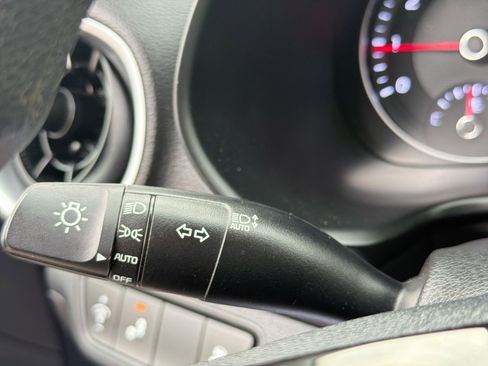 Used 2023 Kia Forte LXS w/ LXS Technology Package FWD image 27