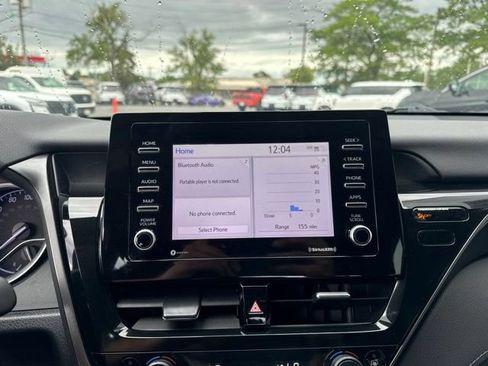 Used 2022 Toyota Camry LE AWD/4WD image 16