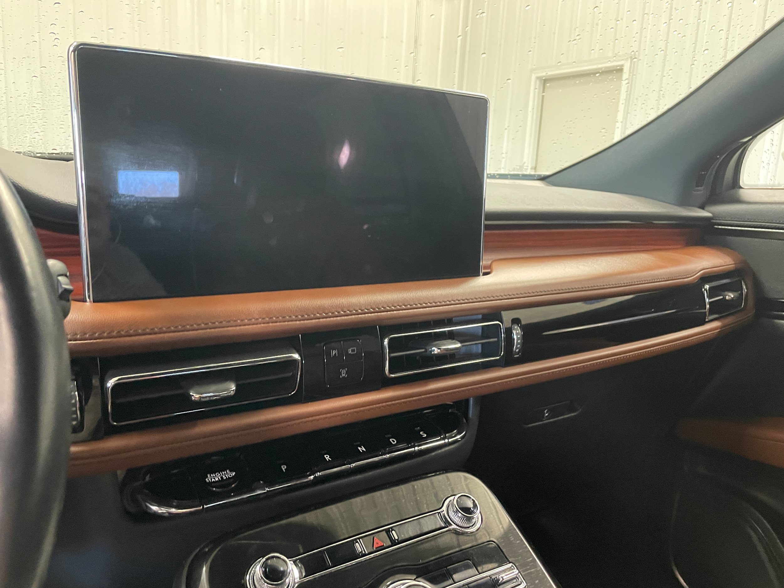 Used 2023 Lincoln Nautilus Reserve AWD/4WD image 16