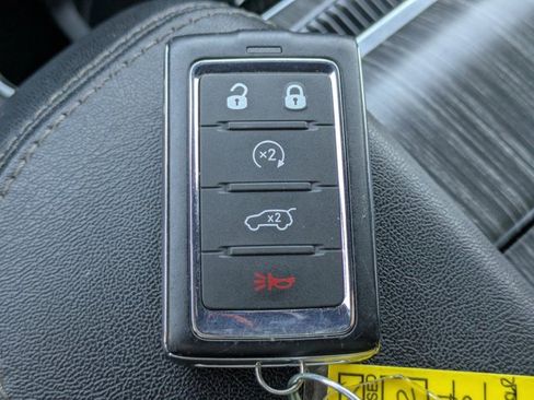 Used 2024 Jeep Wagoneer Series II image 27