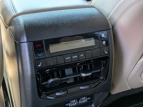 Used 2023 Jeep Grand Cherokee L Limited image 27