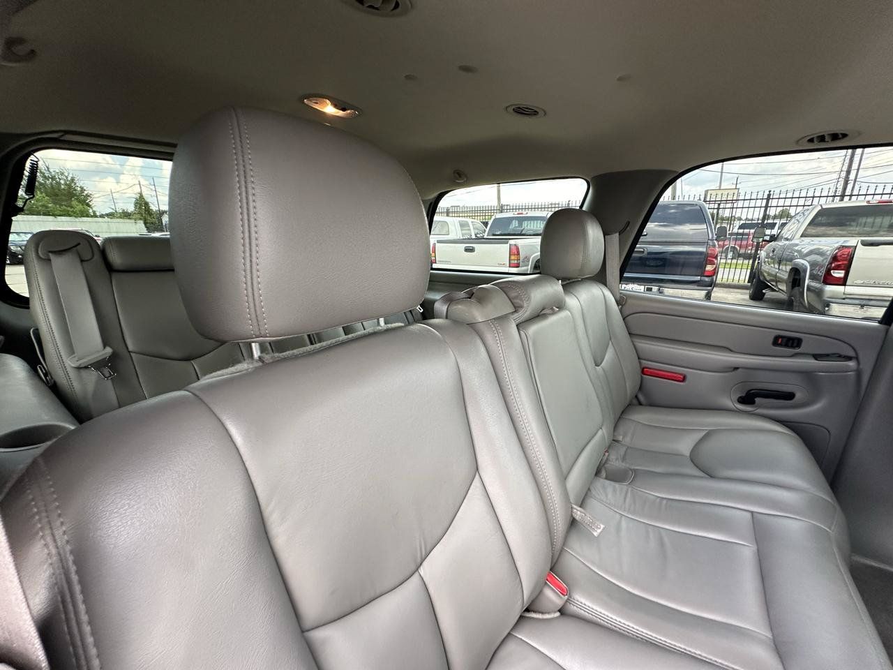 Used 2004 Chevrolet Tahoe LT w/ LT Preferred Equipment Group AWD/4WD image 68