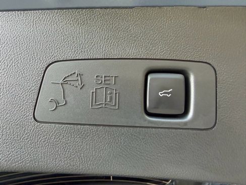 New 2026 Lincoln Corsair Reserve image 18