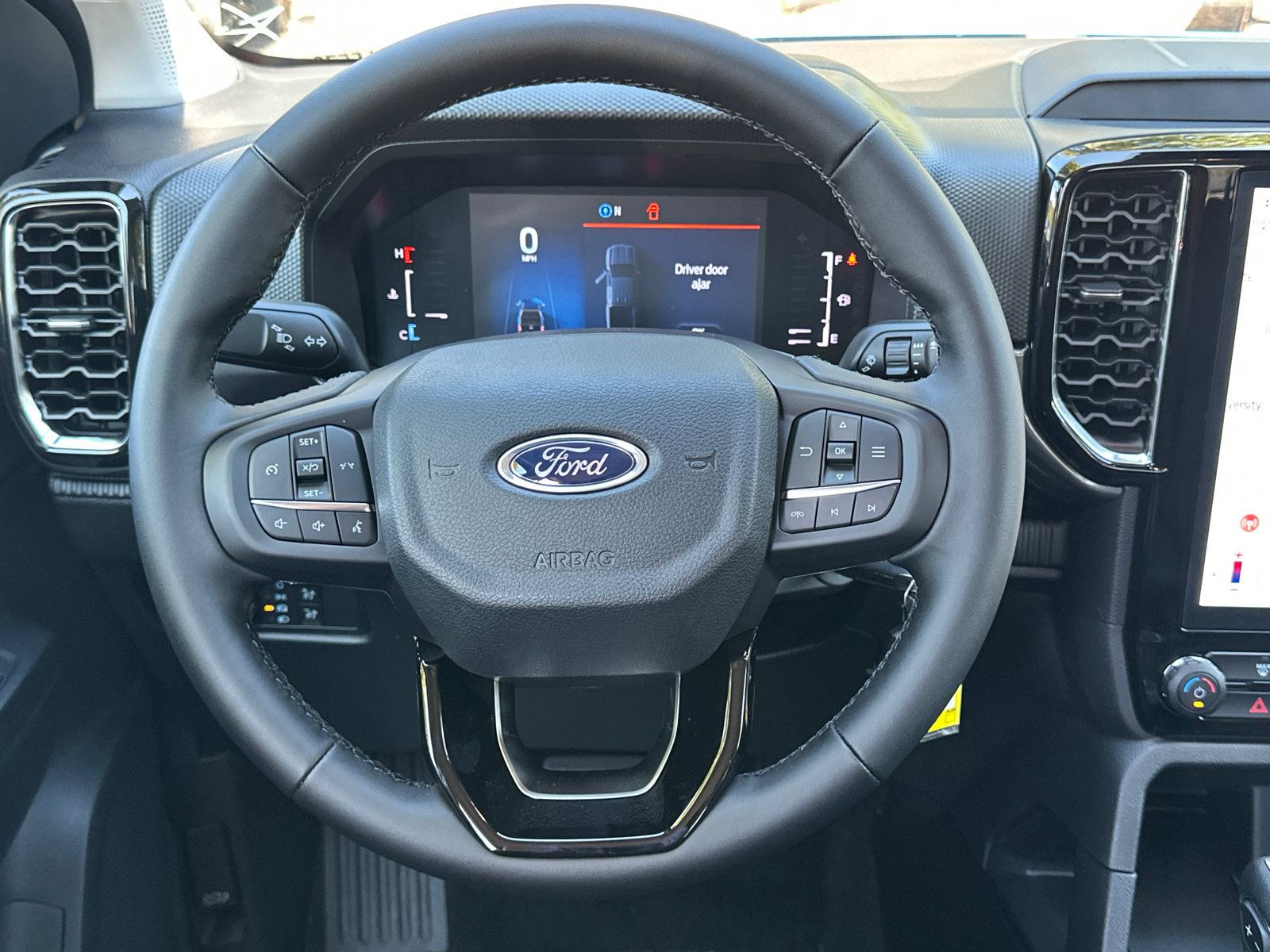 New 2026 Ford Ranger XLT w/ Black Appearance Package RWD image 24