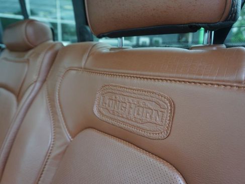 Used 2021 RAM 1500 Limited w/ Body Color Bumper Group AWD/4WD image 19