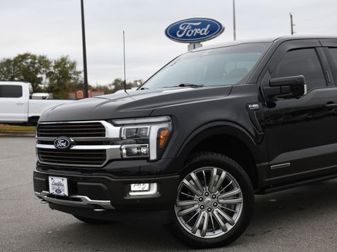 Used 2024 Ford F150 King Ranch image 3