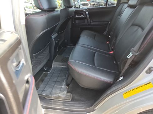 Used 2024 Toyota 4Runner TRD Off-Road Premium w/ Moonroof Package AWD/4WD image 21