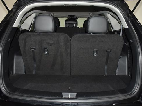 Used 2025 Kia Sorento S FWD image 30