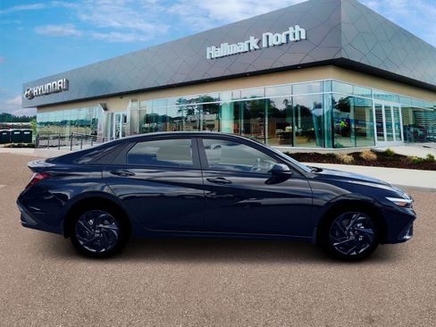 New 2026 Hyundai Elantra Sport FWD image 9