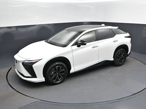 New 2026 Lexus RZ 350e 2WD image 25