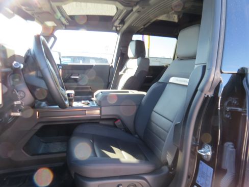 Used 2025 GMC Hummer EV 3X AWD/4WD image 15