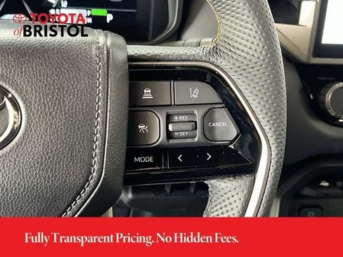 Used 2026 Toyota Sequoia Capstone AWD/4WD image 35