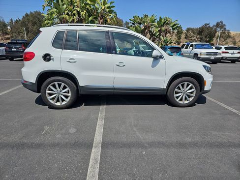 Used 2017 Volkswagen Tiguan Wolfsburg Edition FWD image 4