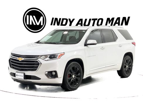 Used 2019 Chevrolet Traverse Premier w/ Driver Confidence II Package FWD image 8