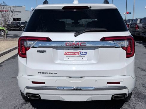 Used 2021 GMC Acadia Denali w/ Denali Technology Package image 8